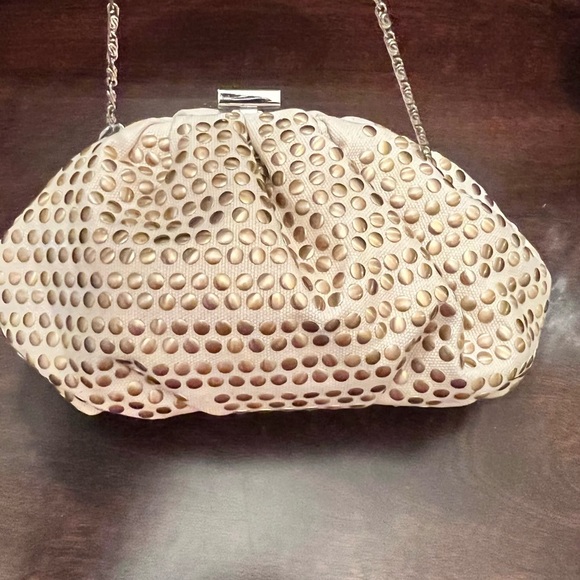 BCBGeneration clutch - Picture 4 of 4